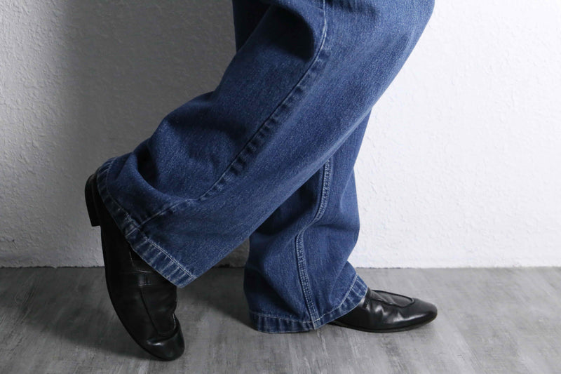 gimmick zip pocket blue denim cargo pants