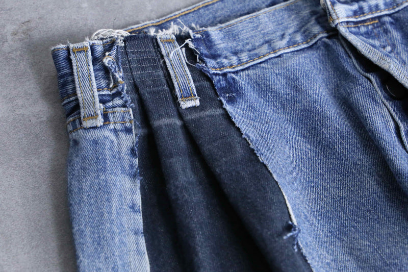 "Re:make" tuck & patch design buggy denim pants