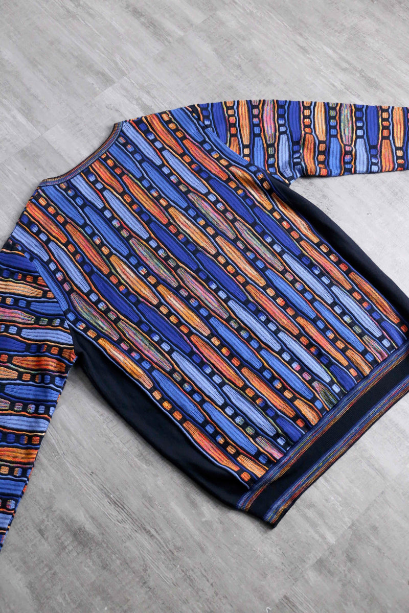 blue × orange geometry pattern 3D knit