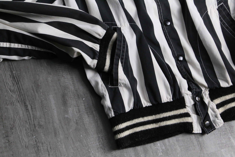 monotone stripe short blouson