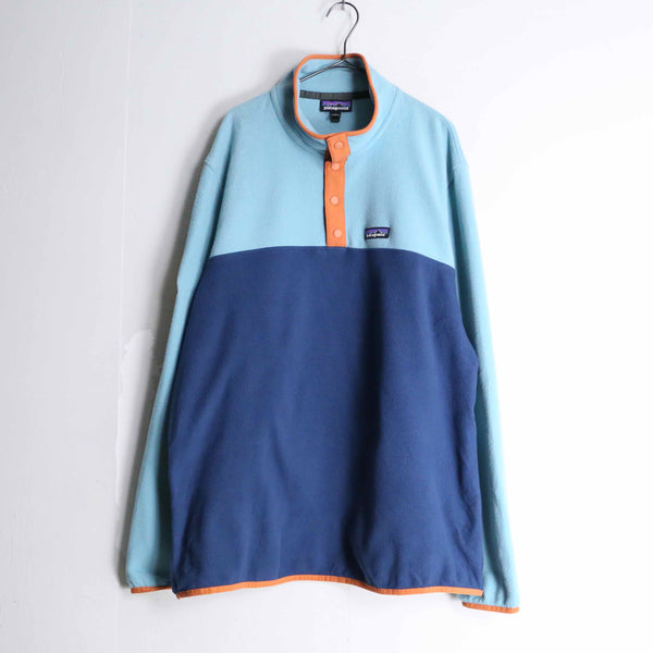 "Patagonia" blue base Synchilla snap pullover