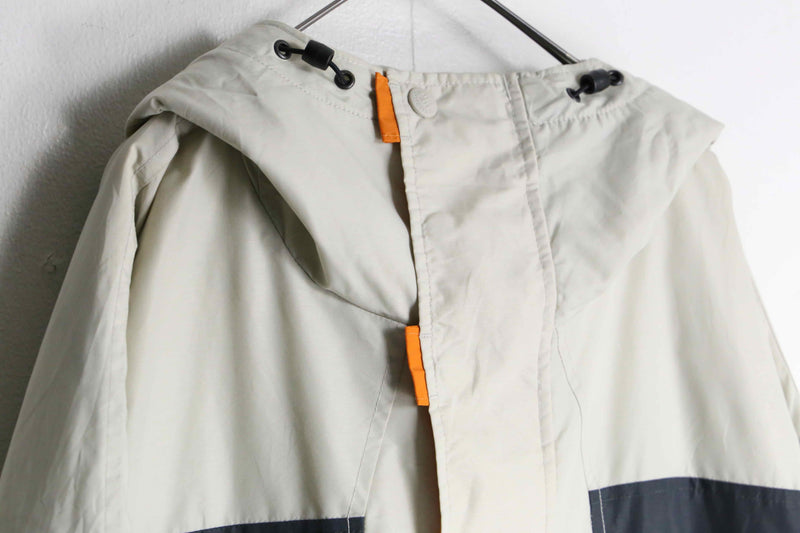 "Columbia" ivory switch design nylon mountain parka