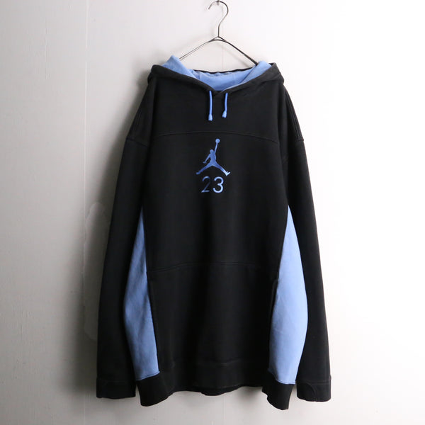 “JORDAN” blue×black front motif loose hoodie