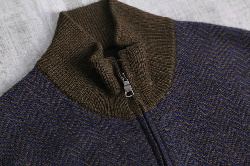 "BANANA REPUBLIC" navy × brown design switch zip knit