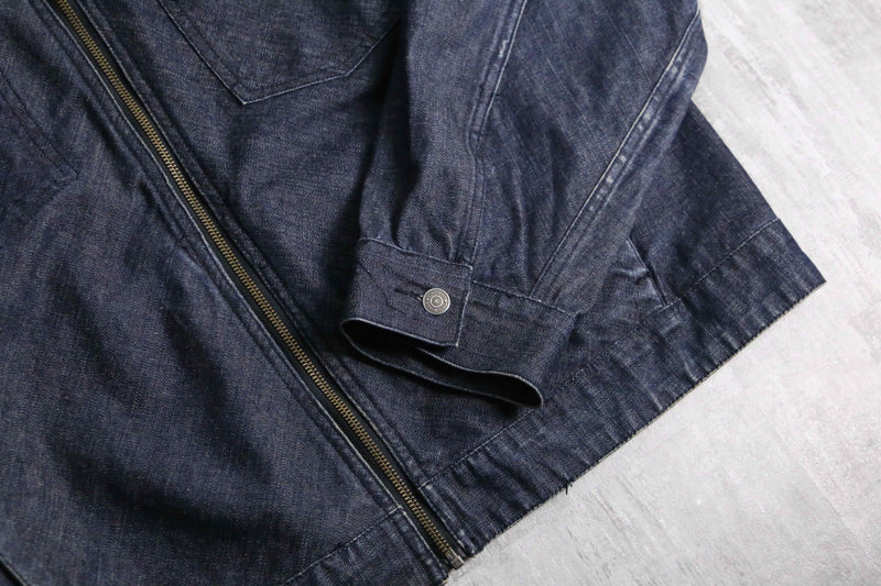 2000s GAP cross cut denim jacket