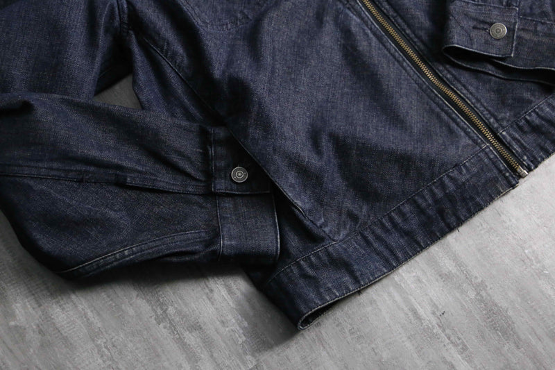 2000s GAP cross cut denim jacket