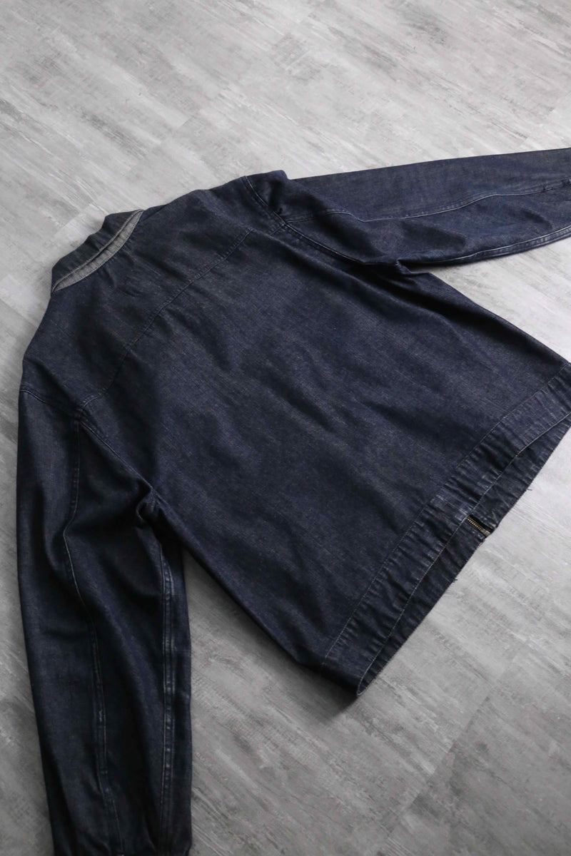 2000s GAP cross cut denim jacket