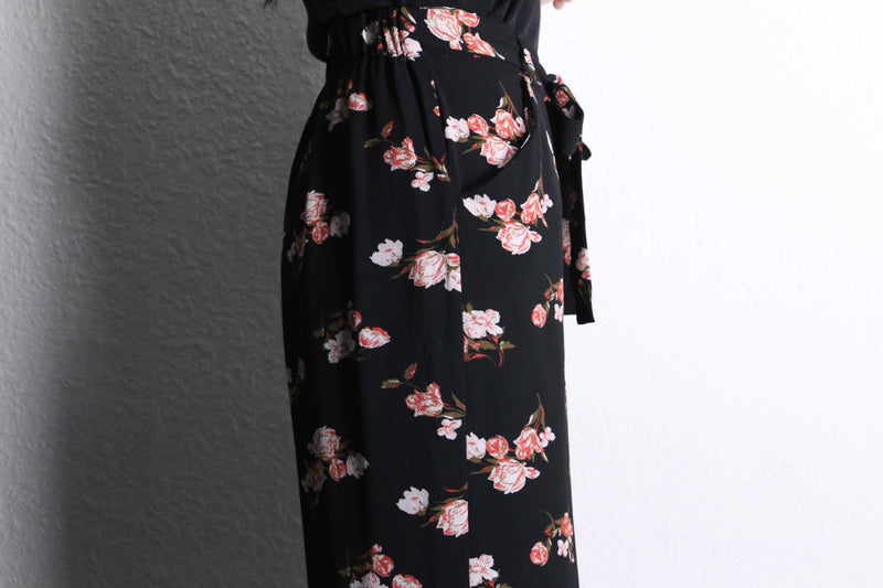 flower pattern cropped easy pants
