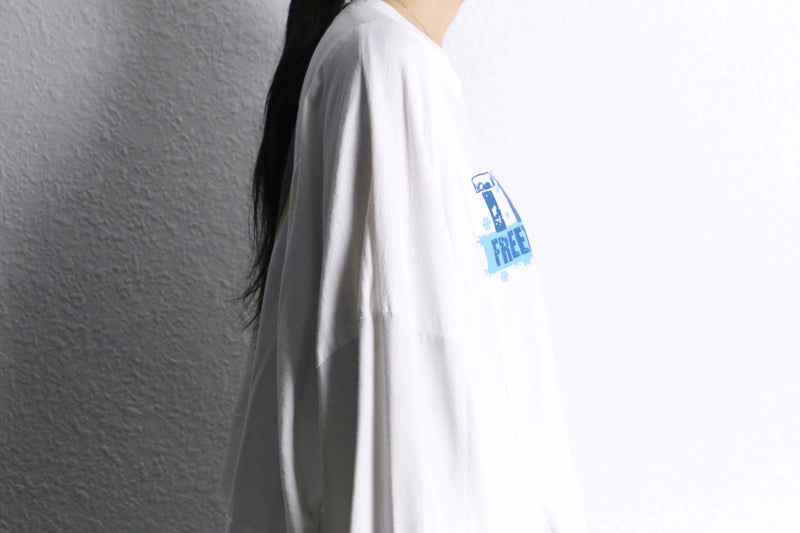 "Re:make" docking design Tee