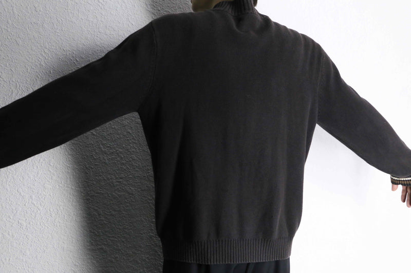 "Fred Perry" brown drivers knit