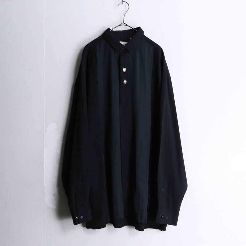 black color stripe design metallic bottans shirt