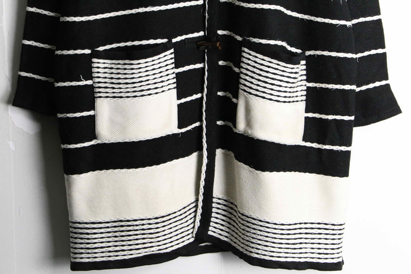 gradation border design toggles middle knit coat