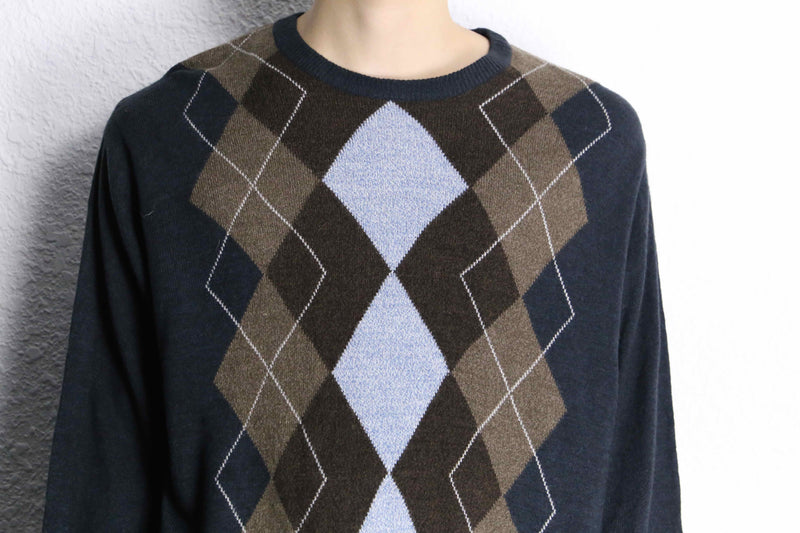 “DOCKERS” argyle check acryl knit