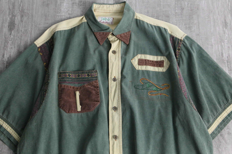 ethnic embroidery earth color s/s shirt