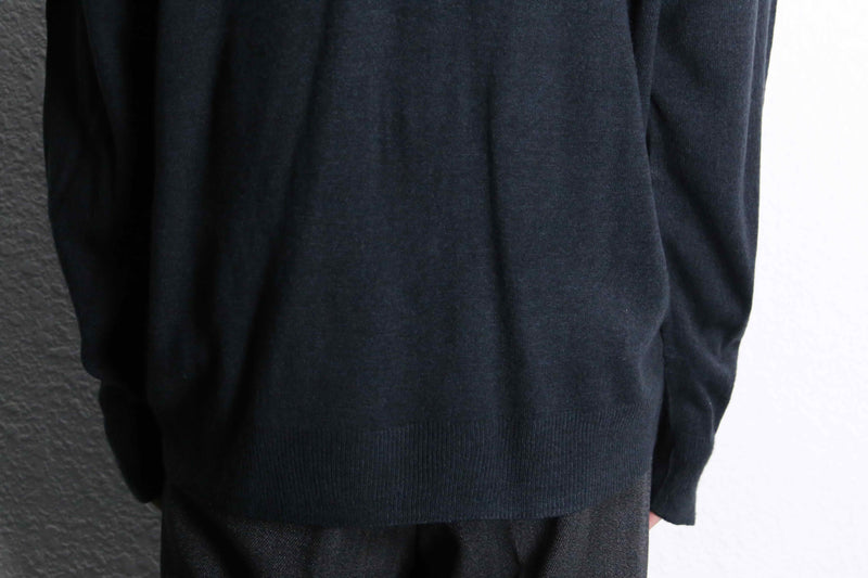 “DOCKERS” argyle check acryl knit