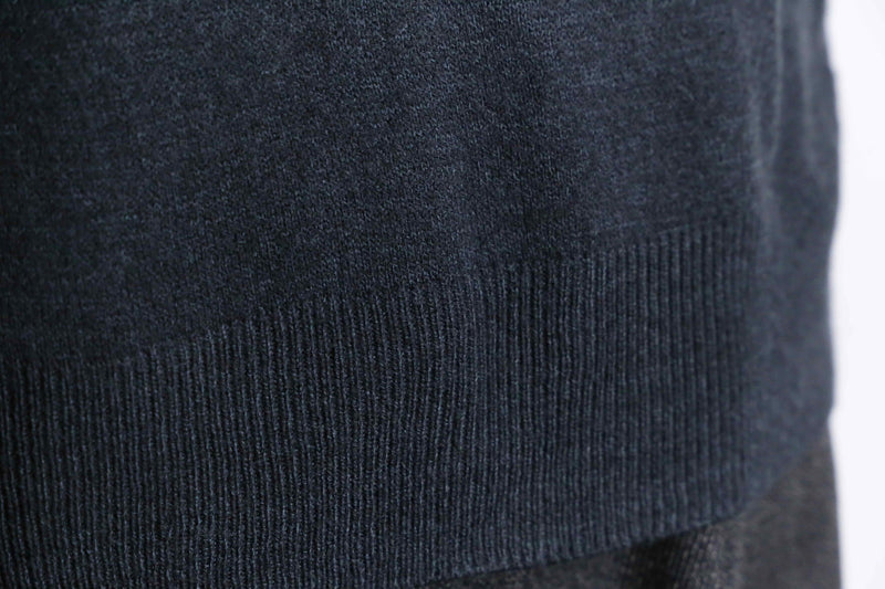 “DOCKERS” argyle check acryl knit