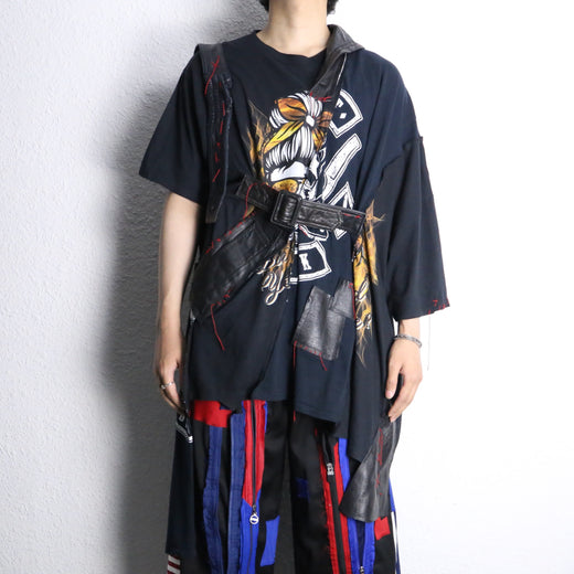 "Re:make" leather docking skull graphic Tee