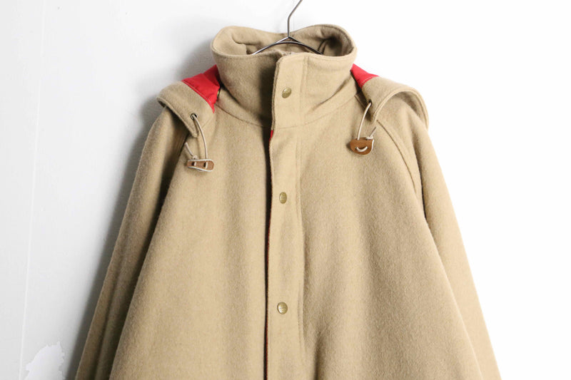 80’s “L.L.Bean” beige color zip up jacket