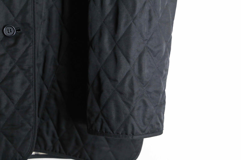 “BURBERRY” black navy color quilting coat