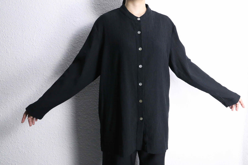 black crinkled texture fabric stand collar shirt