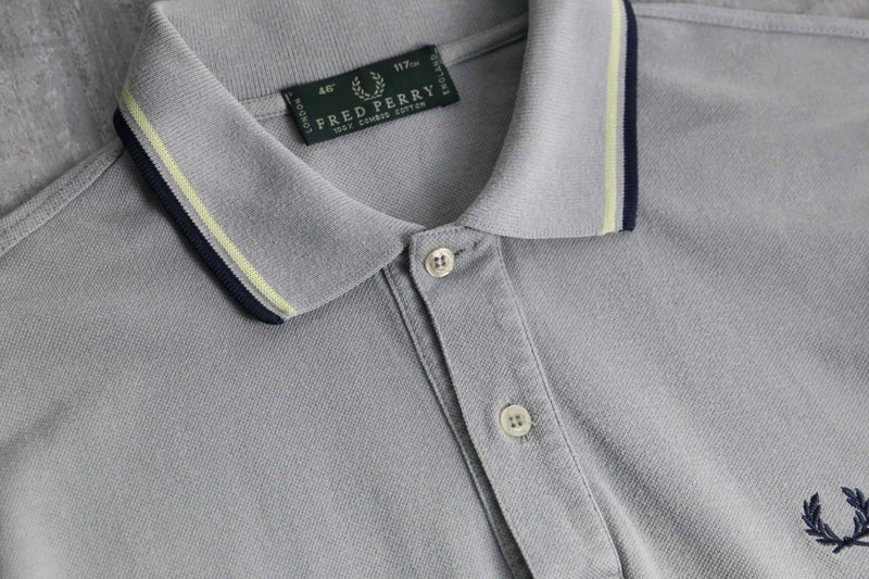 “FRED PERRY” gray s/s polo