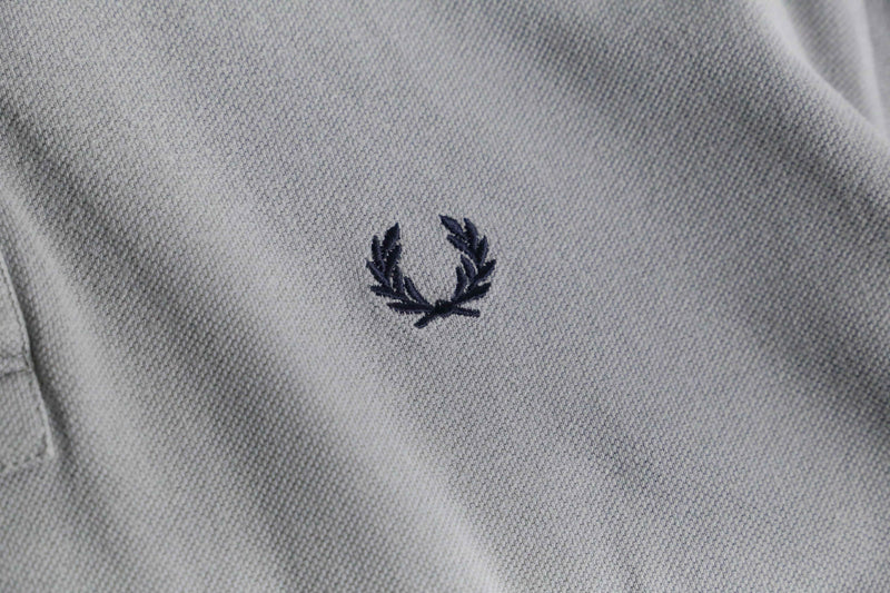 “FRED PERRY” gray s/s polo