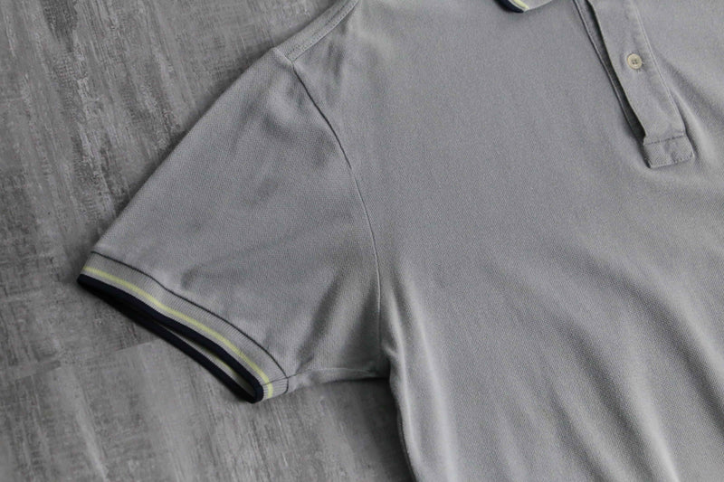 “FRED PERRY” gray s/s polo