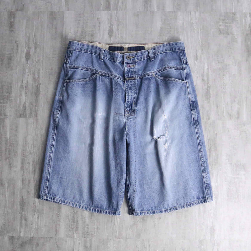 ”MARITHE + FRANCOIS GIRBAUD” denim shorts