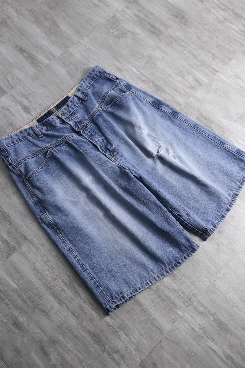 ”MARITHE + FRANCOIS GIRBAUD” denim shorts