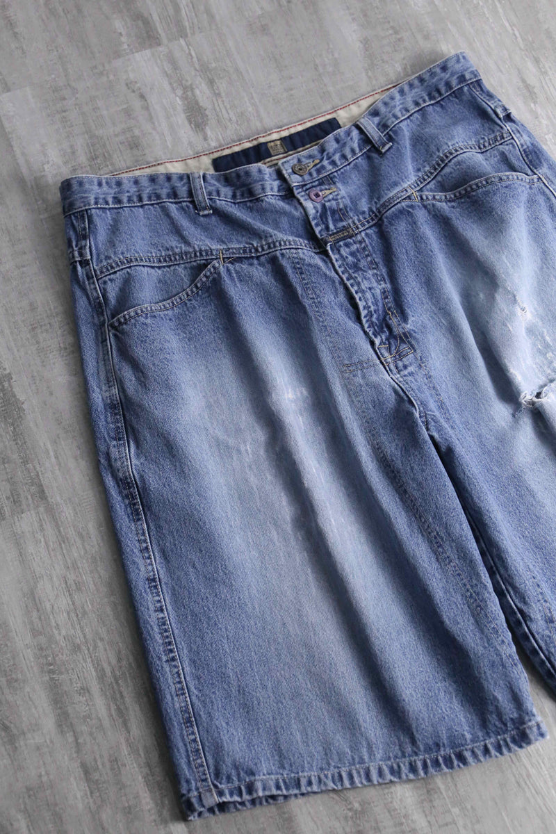 ”MARITHE + FRANCOIS GIRBAUD” denim shorts