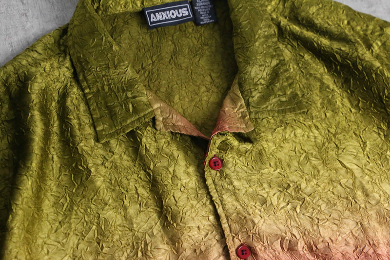 two tone wrinkled pattern open collar s/s shirt