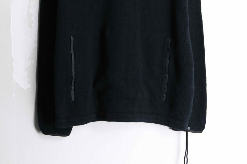 "Eddie Bauer" black over cotton harf zip knit.