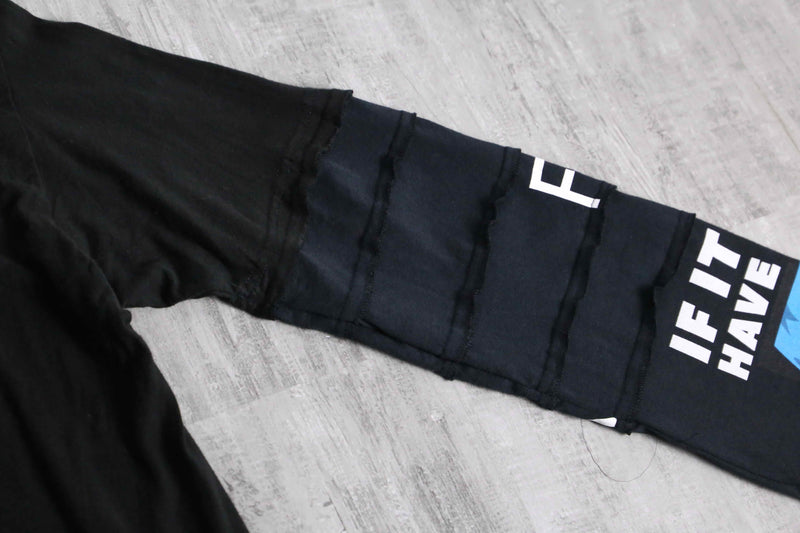 "Re:make" docking design long Tee