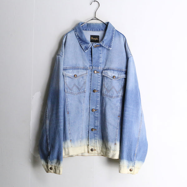 "Wrangler" blue gradation design denim tracker jacket