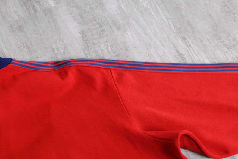red×navy color track jaket