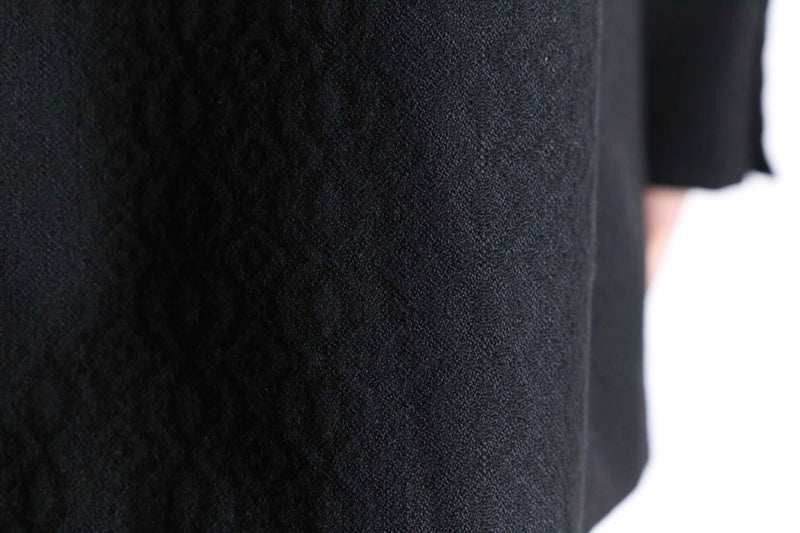 damask like pattern single breasted set-up