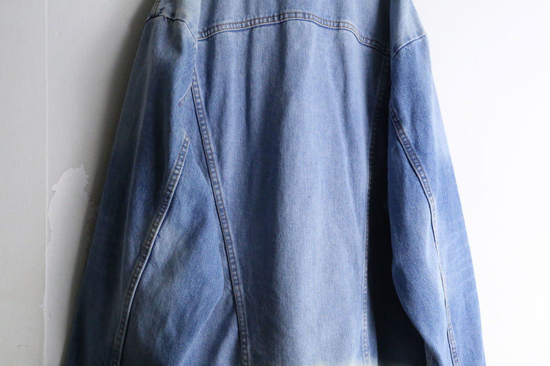 "Wrangler" blue gradation design denim tracker jacket