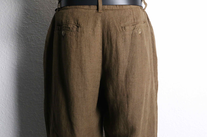 brown color linen 3tuck slacks
