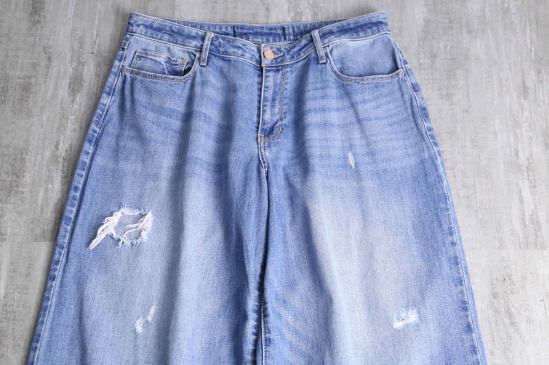 fade damage denim cutting cropped pants