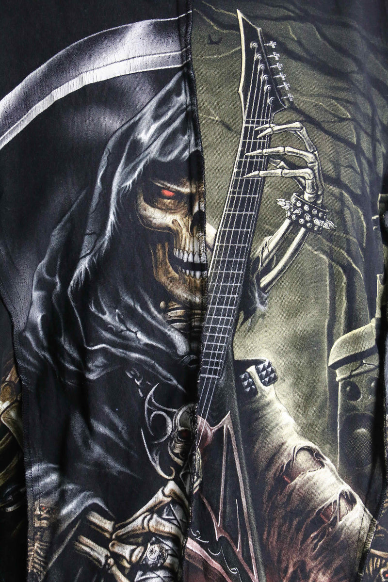 "Re:make" different skulls docking asymmetry Tee