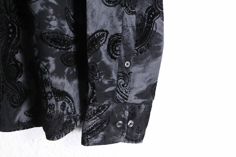 black velours paisley pattern  L/S shirt