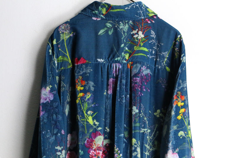 beautiful flower design turquoise blue velours drape shirt