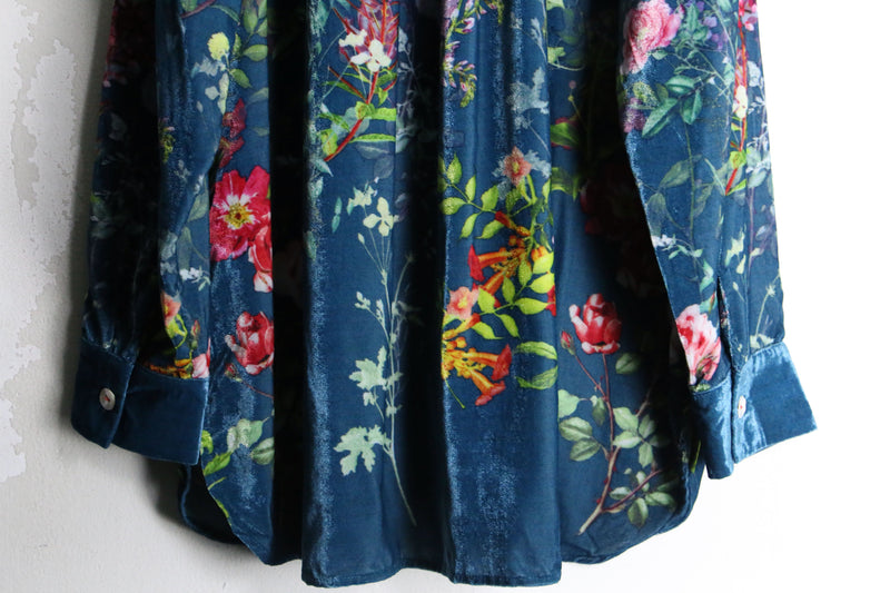 beautiful flower design turquoise blue velours drape shirt