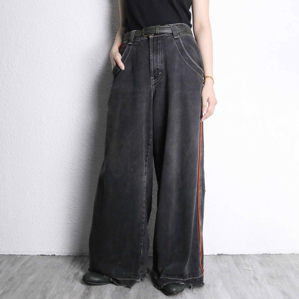 black embroidery design wide denim pants