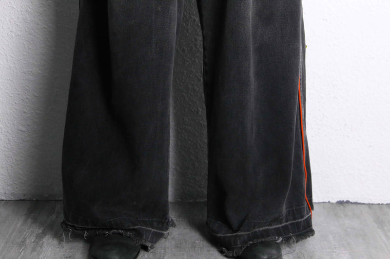 black embroidery design wide denim pants