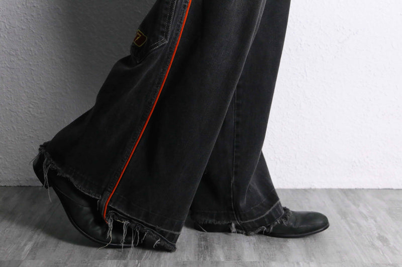 black embroidery design wide denim pants