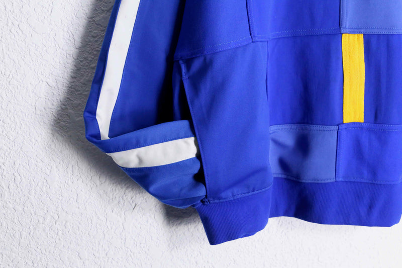 "Re:make" track docking pullover
