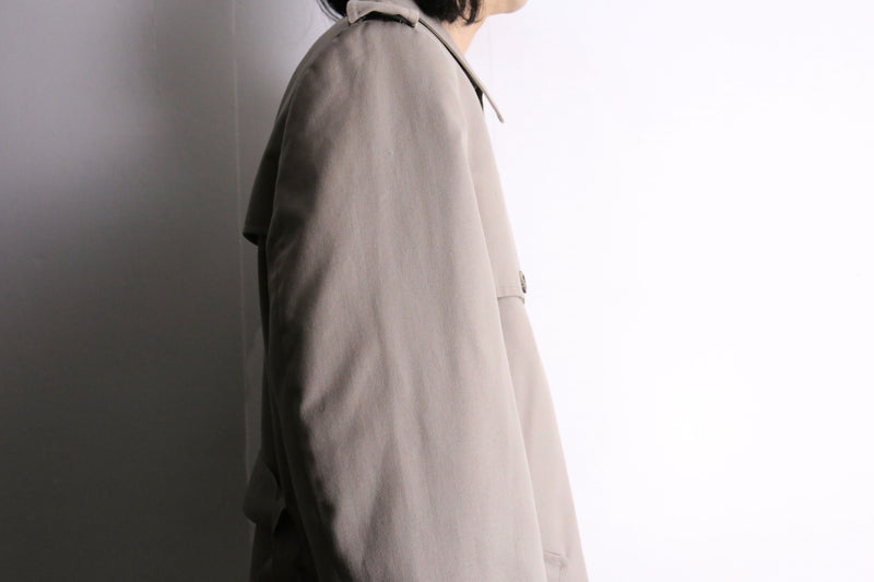 完品 "Christian Dior" trench coat