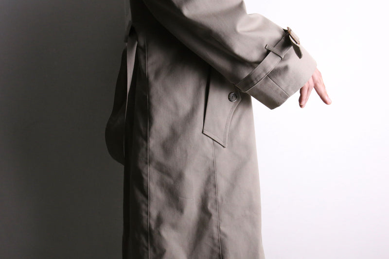 完品 "Christian Dior" trench coat