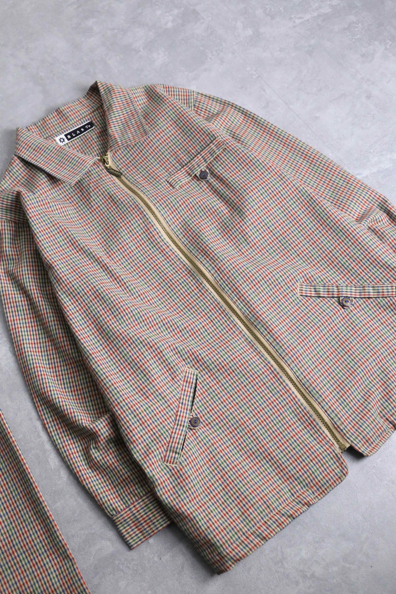 brown color check pattern zip jacket set up